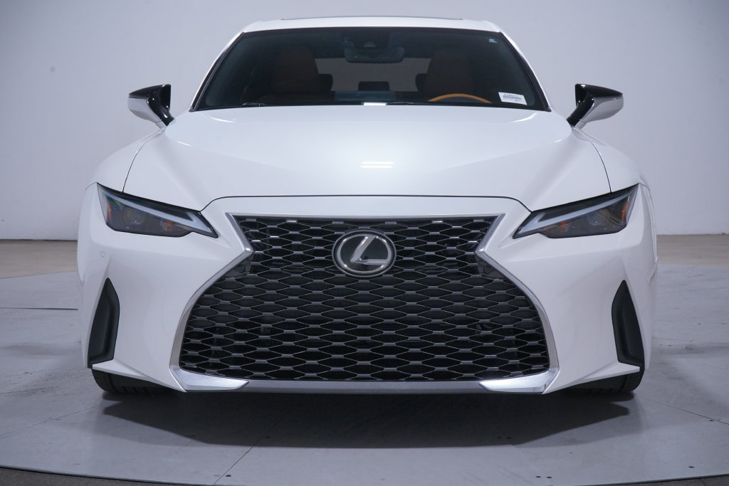 Used 2022 Lexus IS 300 w/ Premium Package RWD image 4