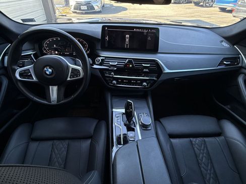 Used 2023 BMW 540i xDrive w/ M Sport Package image 23