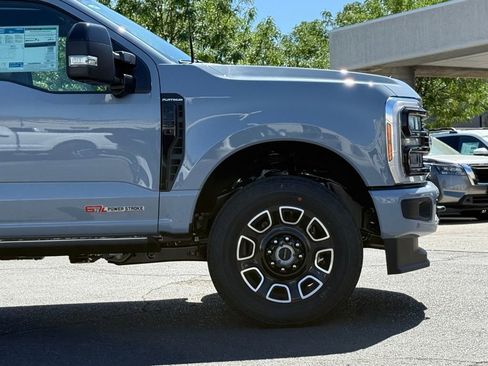 New 2025 Ford F350 Platinum image 41