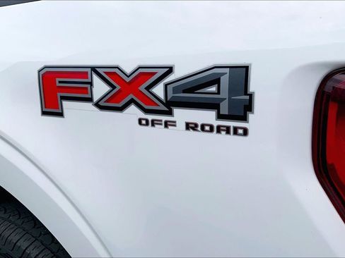Used 2021 Ford F150 Lariat w/ Equipment Group 502A High AWD/4WD image 4
