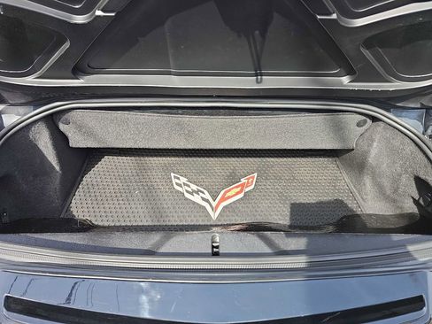 Used 2018 Chevrolet Corvette Stingray Convertible w/ 2LT Preferred Equipment Group image 19