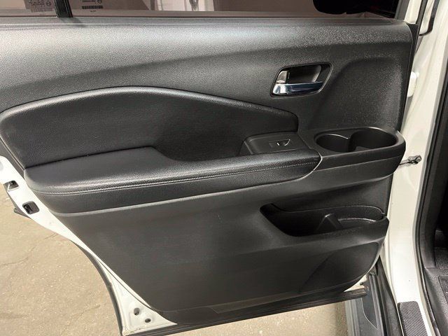Used 2021 Honda Pilot EX image 16