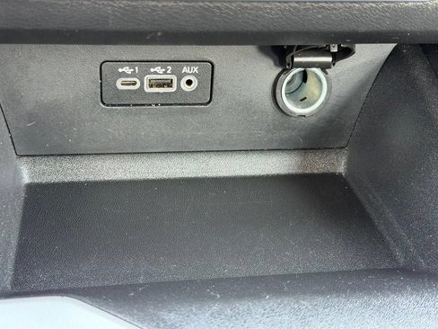 Used 2025 Nissan Altima 2.5 SV FWD image 18