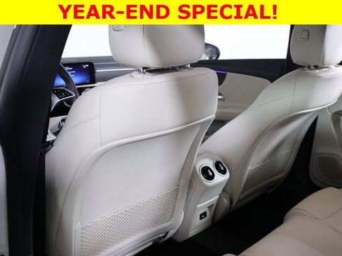 Used 2025 Mercedes-Benz CLA 250 4MATIC image 30