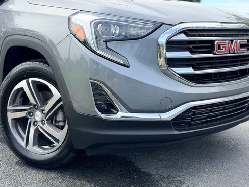 Used 2021 GMC Terrain SLT AWD/4WD image 3