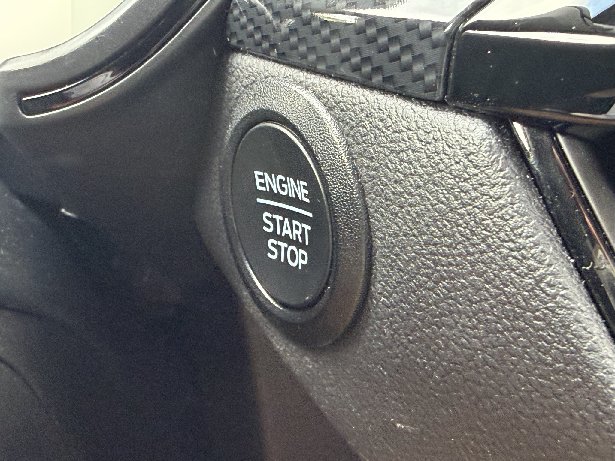 Used 2025 Ford Escape ST-Line Select AWD/4WD image 15