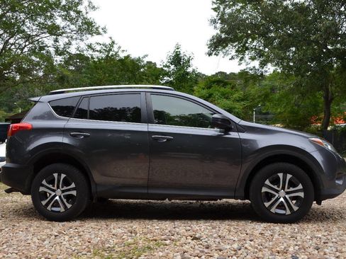 Used 2014 Toyota RAV4 LE AWD/4WD image 6