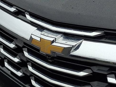 Used 2025 Chevrolet Equinox LT FWD image 27