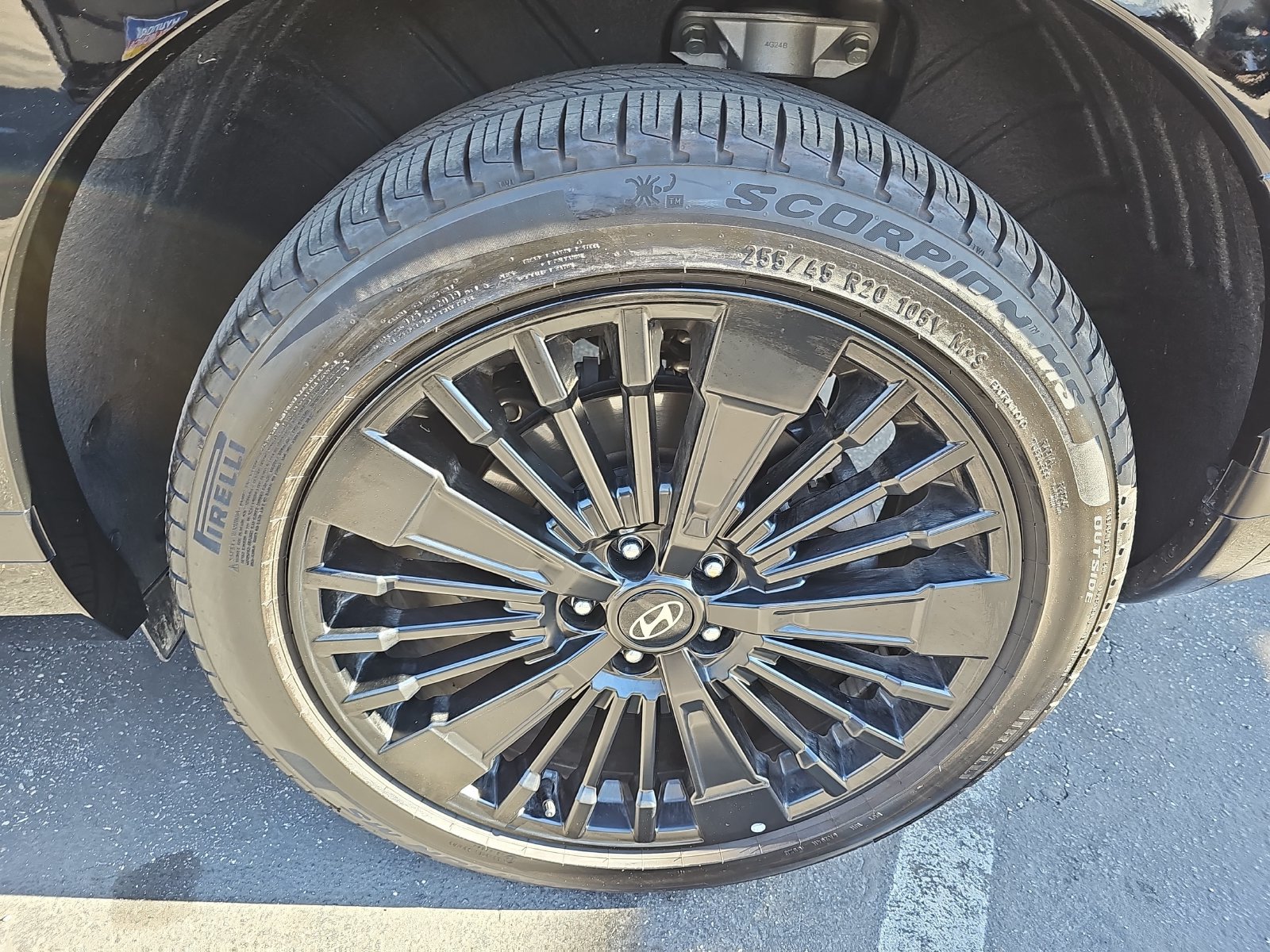 Certified 2025 Hyundai Santa Fe Calligraphy FWD image 39