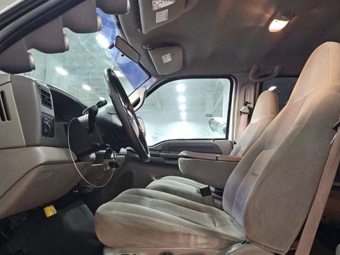 Used 2001 Ford F350 Lariat AWD/4WD image 3