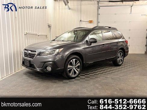 Used 2019 Subaru Outback 2.5i Limited AWD/4WD image 1