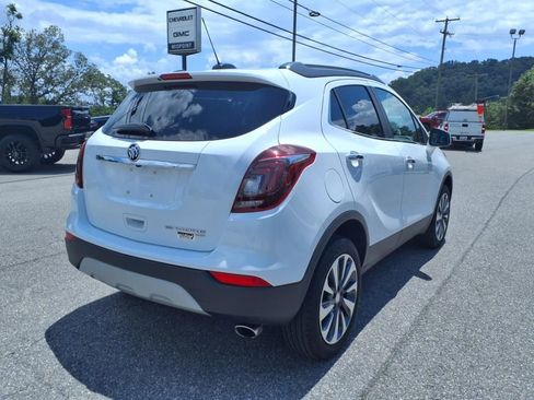 Used 2022 Buick Encore Preferred w/ Safety Package image 4