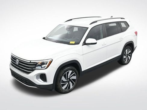 Used 2024 Volkswagen Atlas SE image 21