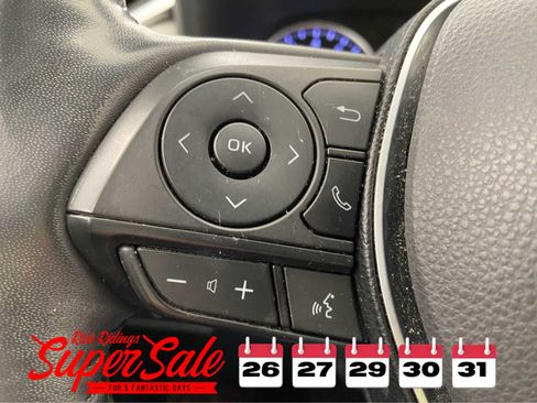 Used 2019 Toyota RAV4 XLE Premium image 21