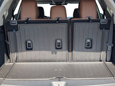 New 2026 Nissan Pathfinder Platinum image 20