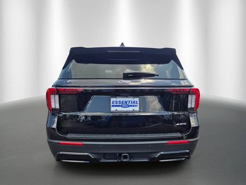 Used 2025 Ford Explorer ST-Line AWD/4WD image 4