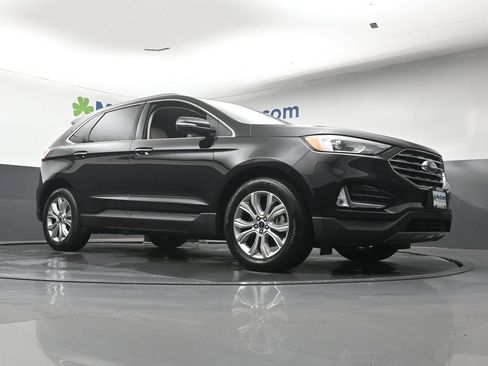 Used 2019 Ford Edge Titanium AWD/4WD image 30
