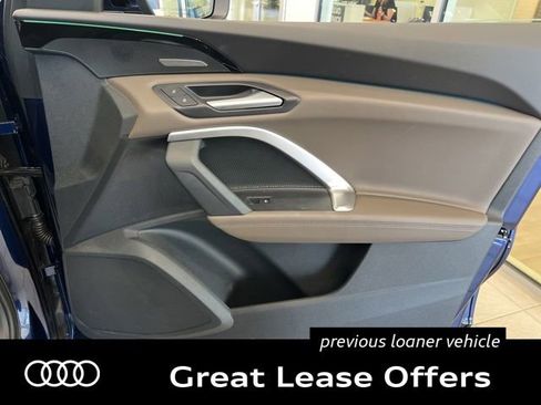 Used 2025 Audi Q5 Premium w/ Premium Plus AWD/4WD image 23