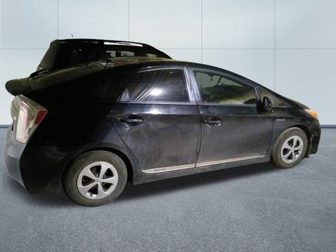 Used 2013 Toyota Prius Two image 3