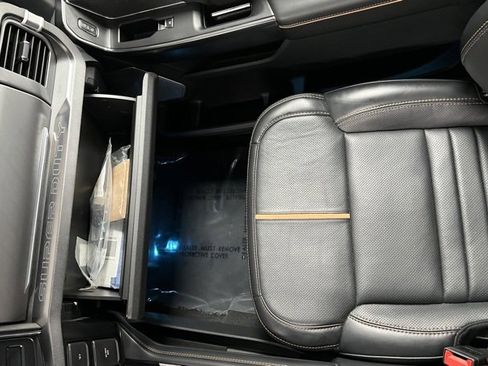 Used 2024 Ford F350 Platinum w/ Tremor Off-Road Package image 39