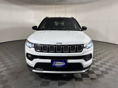 Certified 2025 Jeep Compass Limited AWD/4WD image 3