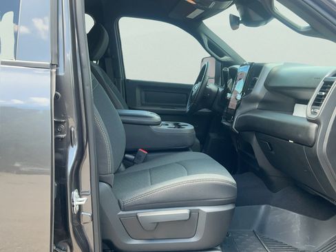 New 2025 RAM 2500 Tradesman AWD/4WD image 11