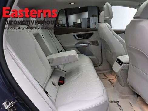 Used 2023 Mercedes-Benz EQE 500 4MATIC SUV image 22