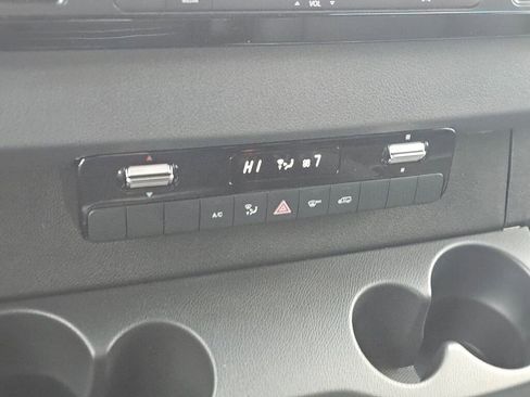 New 2025 Mercedes-Benz Sprinter 2500 image 27