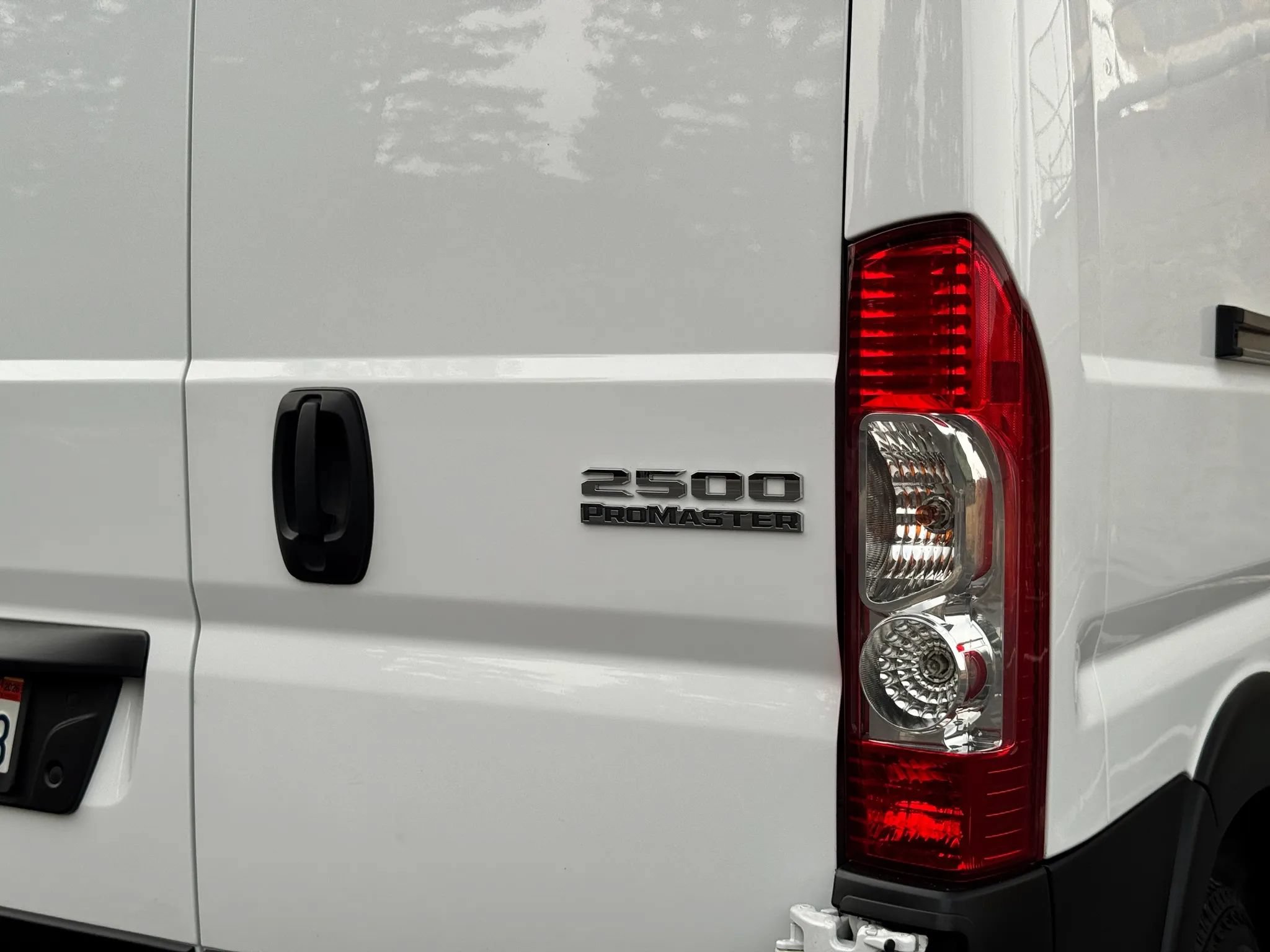 Used 2023 RAM ProMaster 2500 FWD image 5