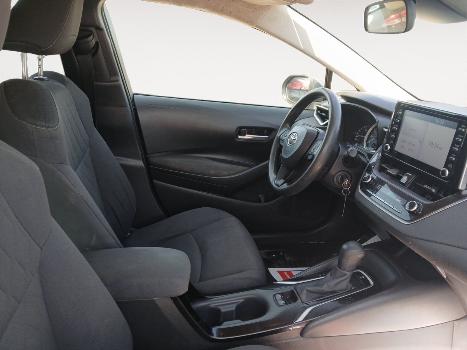 Used 2020 Toyota Corolla LE FWD image 15