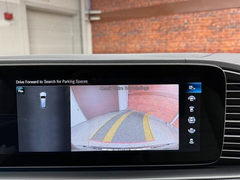 Certified 2023 Mercedes-Benz GLS 450 4MATIC image 21