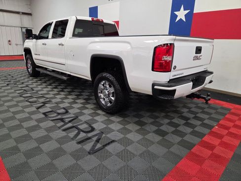 Used 2015 GMC Sierra 3500 Denali w/ Duramax Plus Package AWD/4WD image 5