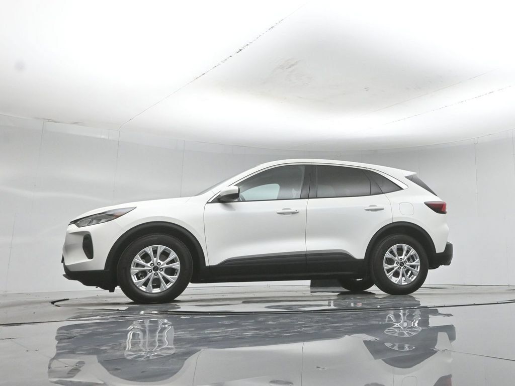 Used 2023 Ford Escape Active w/ Tech Pack #2 FWD image 54
