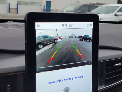 Used 2023 Ford Explorer Limited w/ Limited Technology Package image 30