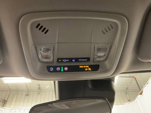 Used 2024 Chevrolet Malibu LT image 24