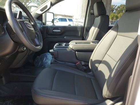 New 2026 GMC Sierra 2500 Pro w/ 1SA Pro Safety Plus Package AWD/4WD image 19