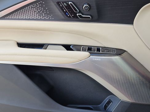 Used 2024 Cadillac Lyriq Sport w/ Nappa Leather Package image 27