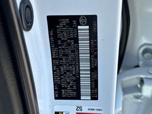 Used 2025 Toyota Camry SE FWD image 27