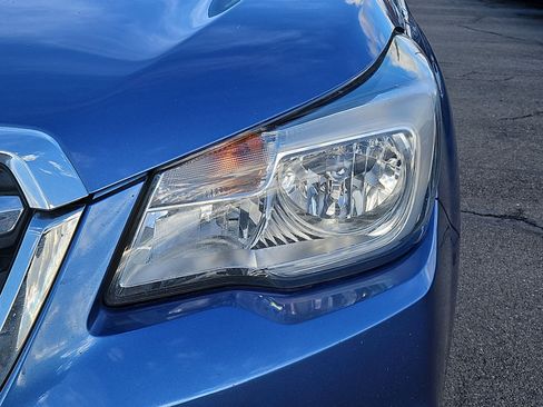 Used 2018 Subaru Forester 2.5i Premium image 12