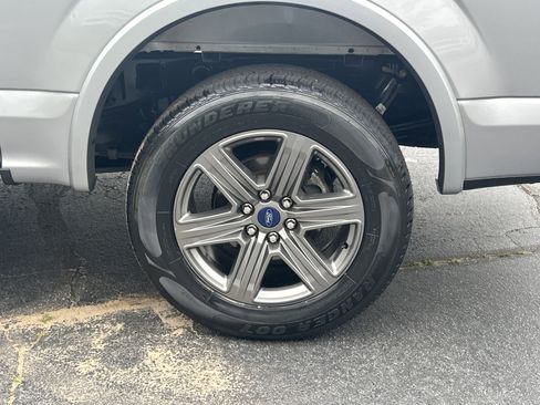 Used 2020 Ford F150 Lariat w/ Equipment Group 502A Luxury AWD/4WD image 18