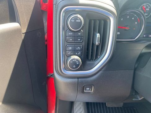 Used 2022 Chevrolet Silverado 2500 LT w/ Convenience Package AWD/4WD image 17