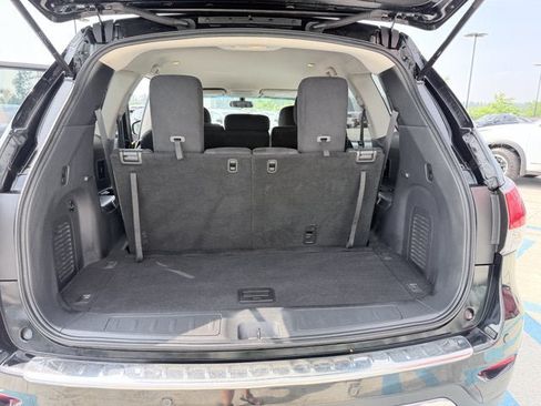Used 2014 Nissan Pathfinder SV AWD/4WD image 23