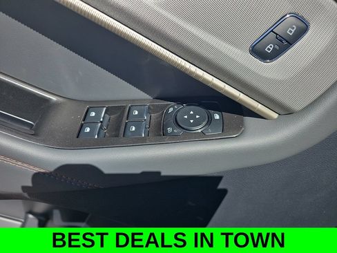 New 2026 Ford Explorer Active RWD image 30