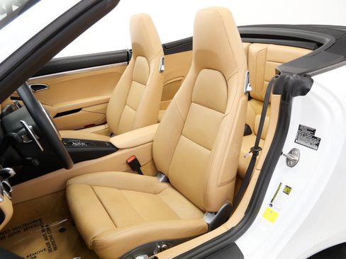 Used 2015 Porsche 911 Carrera S RWD image 23