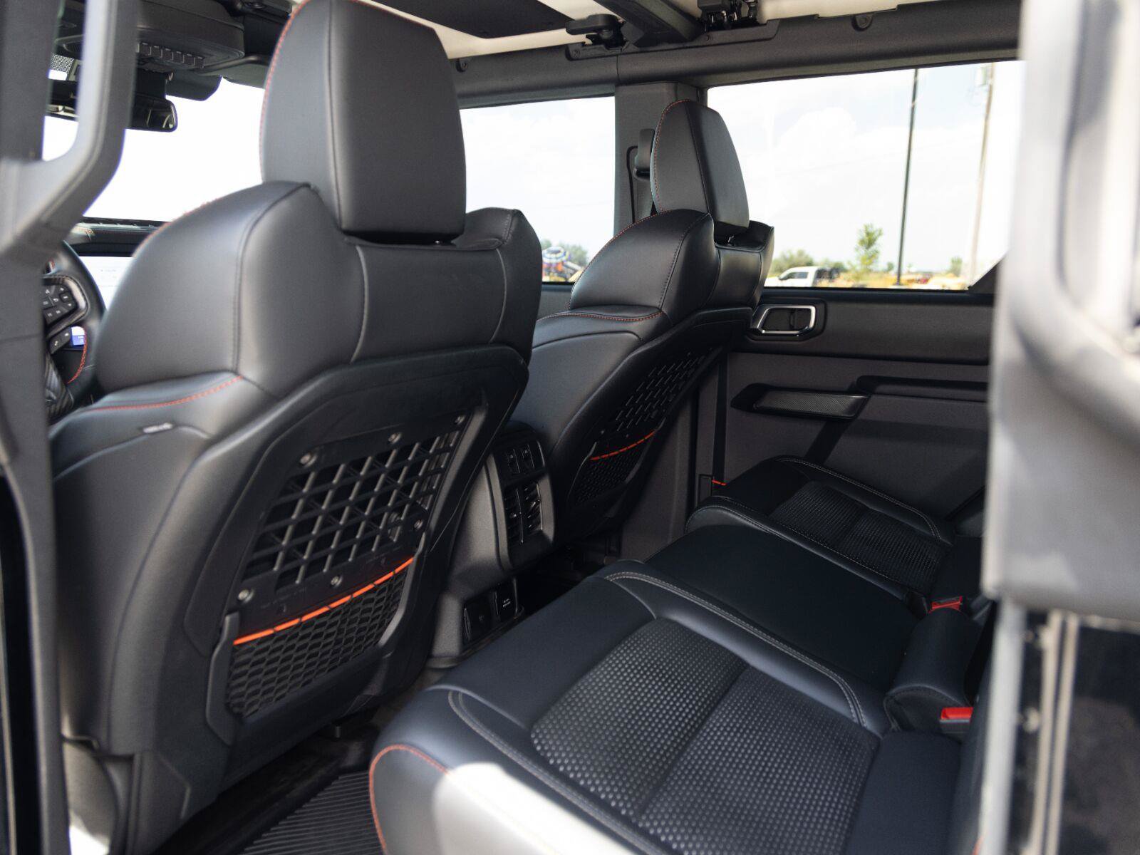Used 2025 Ford Bronco Raptor w/ Interior Carbon Fiber Pack AWD/4WD image 27