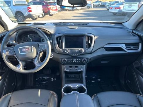 Used 2024 GMC Terrain AT4 w/ Infotainment Package II image 9