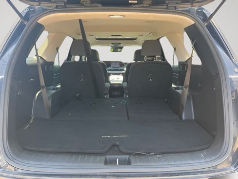 Used 2021 Hyundai Palisade SEL w/ Cargo Package AWD/4WD image 8