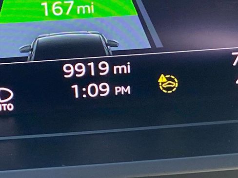 Used 2023 Audi Q4 e-tron Premium Plus w/ Premium Plus image 11