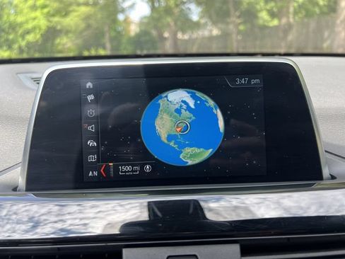 Used 2019 BMW X1 xDrive28i w/ Convenience Package AWD/4WD image 16