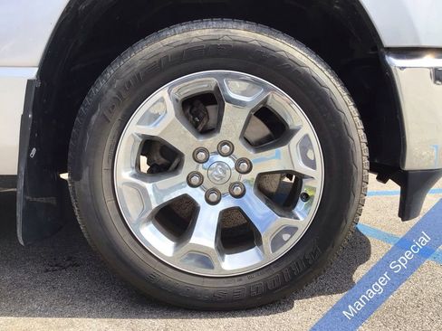 Used 2022 RAM 1500 Big Horn AWD/4WD image 16